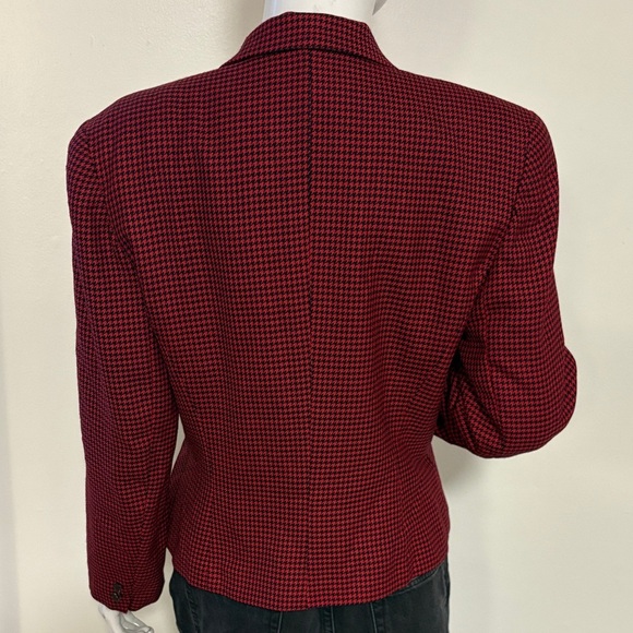 Vintage Jones New York Red & Black Houndstooth Double Breasted Cropped Blazer - Picture 2 of 5